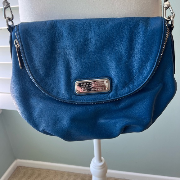 Marc by Marc Jacobs crossbody medium sized bag. - Picture 2 of 12